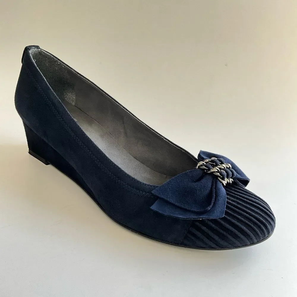 Stuart Weitzman Suede Wedge Bow Front Shoes Blue 7